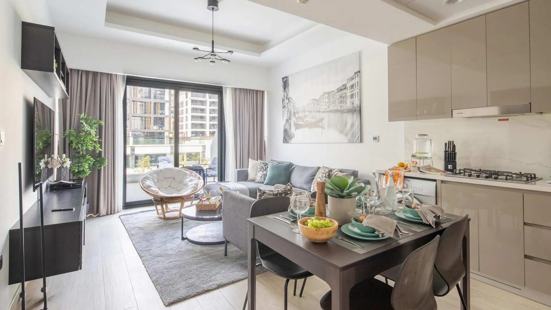 Frank Porter - Azizi Riviera 13 Dubai Apartment